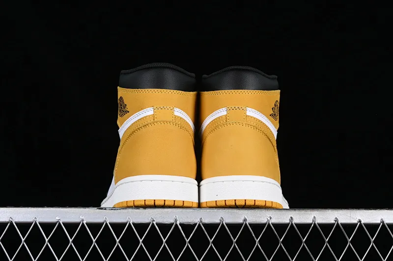 All categories Air Jordan Jordan series basketball shoes Air Jordan 1 High Air Jordan AJ1 Retro High AJ1 Joe 1 six-time champion high-top basketball shoes 555088-109